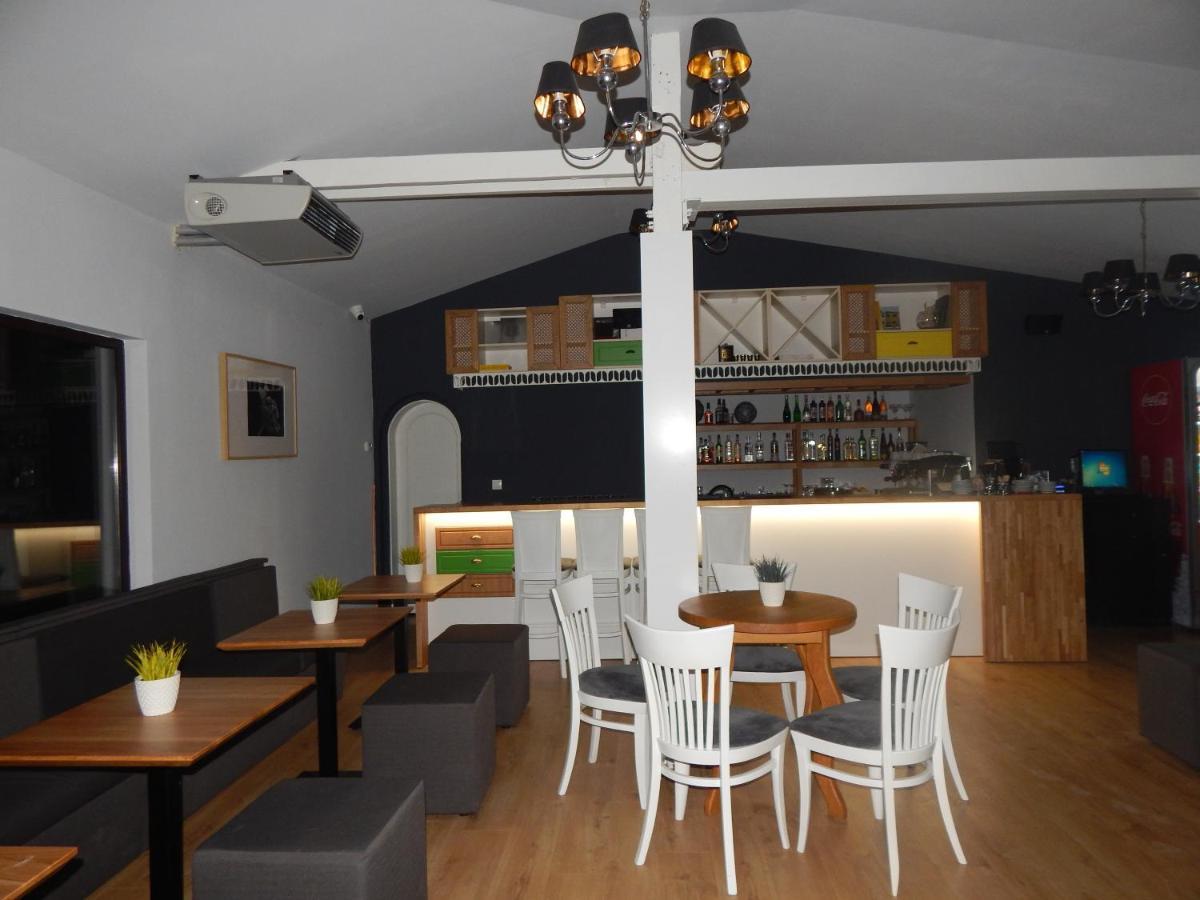 Rio Family Hotel Μπλαγκόεβγκραντ Εξωτερικό φωτογραφία